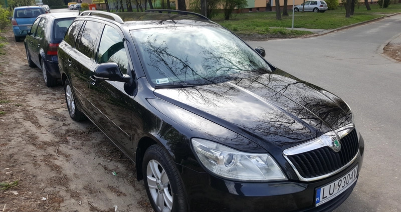 Skoda Octavia cena 15500 przebieg: 327000, rok produkcji 2009 z Lublin małe 172
